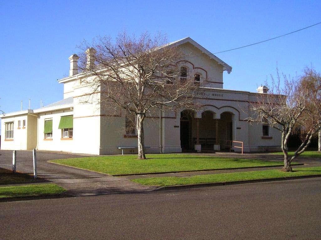 Hamilton Magistrates Court | courthouse | Martin St, Hamilton VIC 3300, Australia | 0355722288 OR +61 3 5572 2288