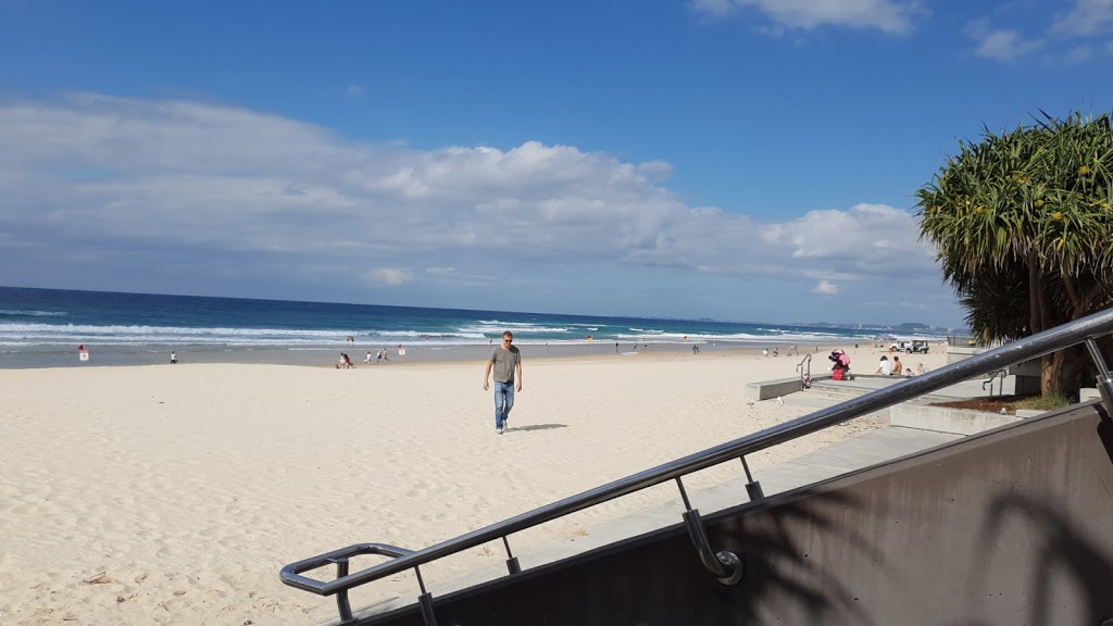 Surfers Beach Cafe and Takeaway | meal takeaway | Crn Hanlan St & The Esplanade, Surfers Paradise QLD 4217, Australia