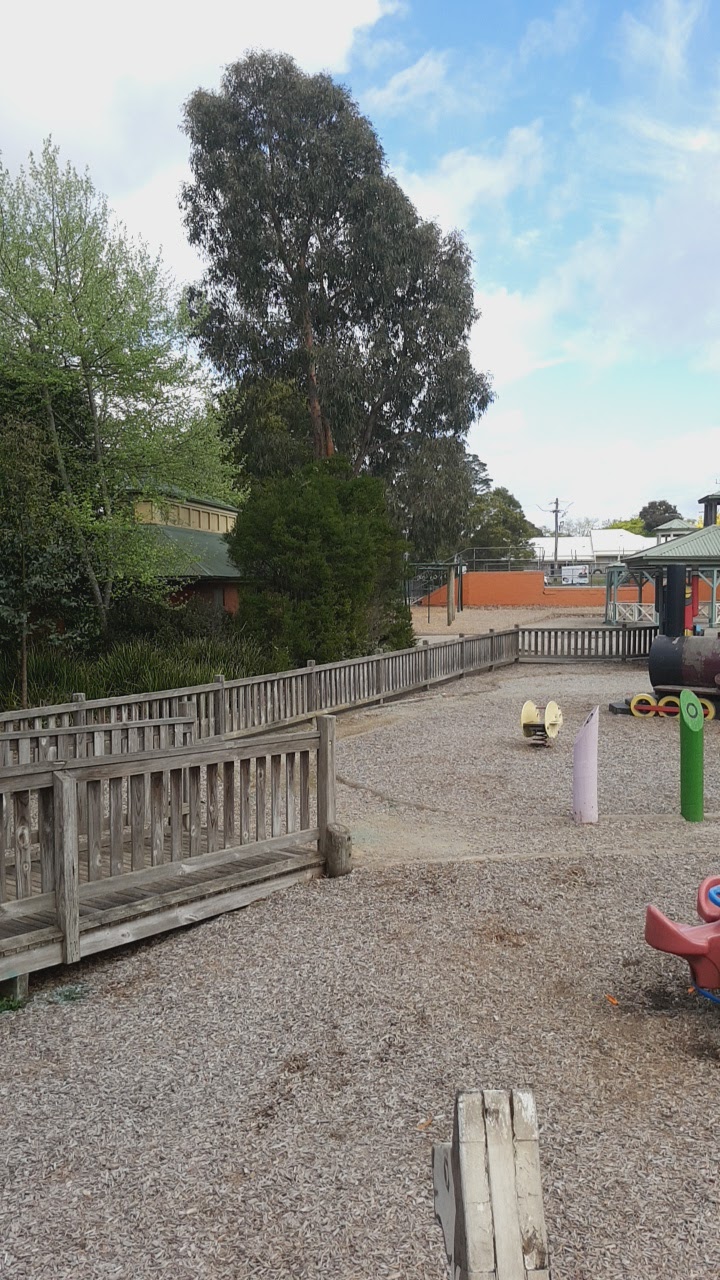 Gembrook Community Centre | 4 Gembrook Rd, Gembrook VIC 3783, Australia | Phone: 0417 740 409