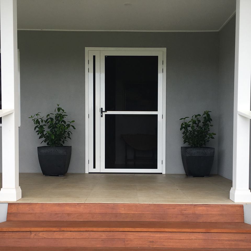 Wynstan - Blinds Doors Shutters Awnings | store | 2 Wells St, East Gosford NSW 2250, Australia | 0243365724 OR +61 2 4336 5724