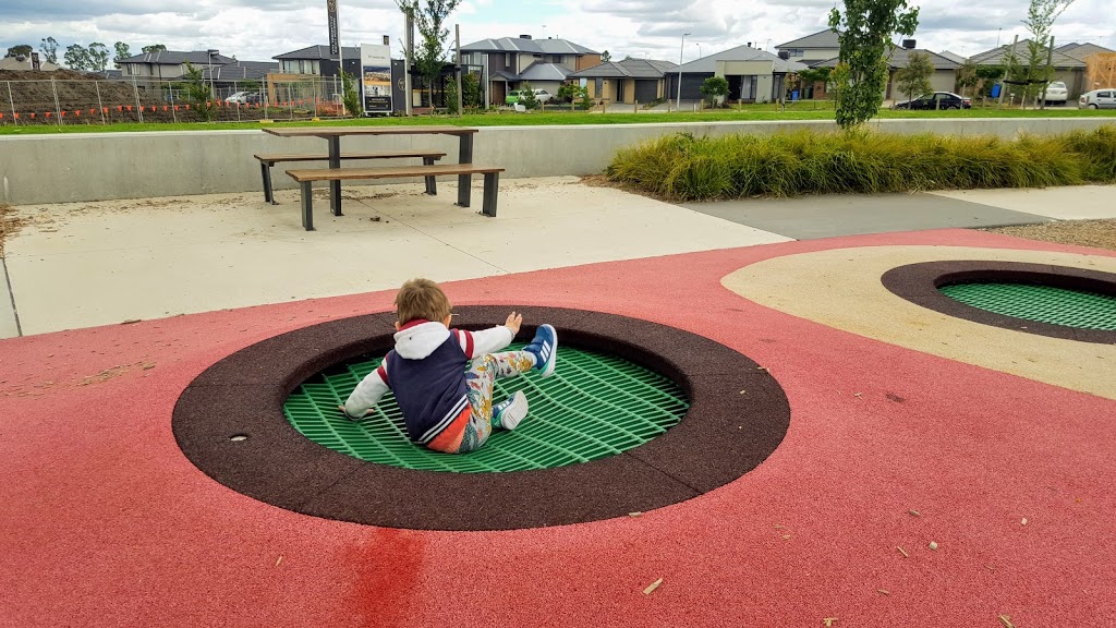 Trueman Reserve Playground | Bradman Drive & Trueman street, Cranbourne West VIC 3977, Australia