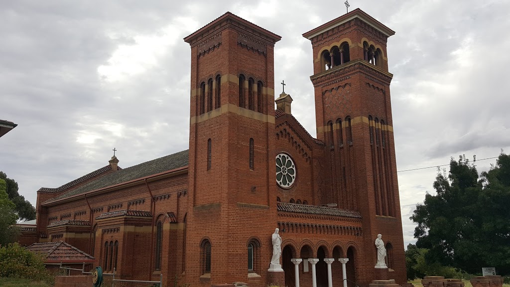 Saint Josephs Catholic Church | 21 Kitchener St, Junee NSW 2663, Australia | Phone: (02) 5912 6650