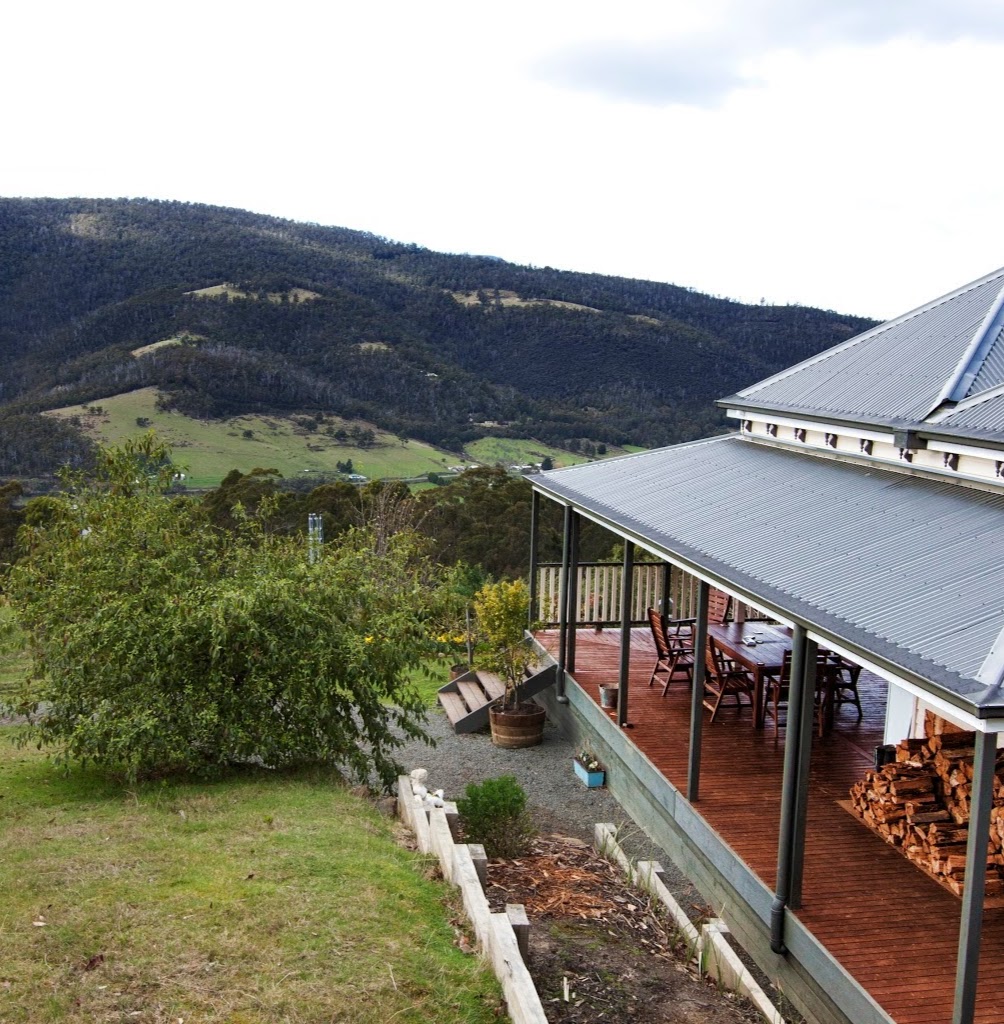 HOUSE ON THE HILL BED AND BREAKFAST | 186 Scenic Hill Rd, Huonville TAS 7109, Australia | Phone: (03) 6264 1665