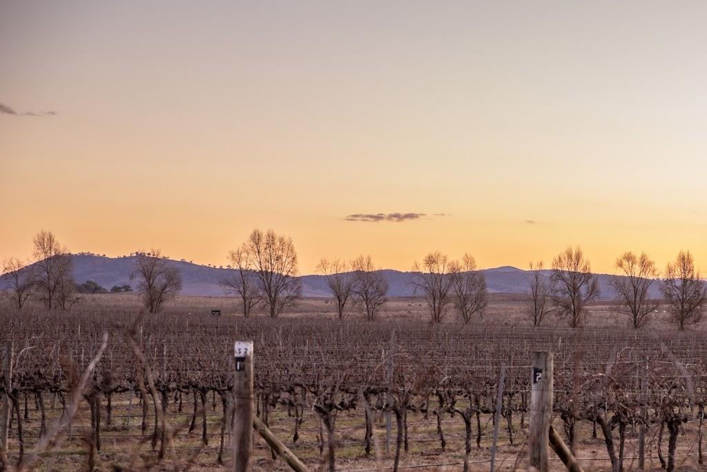 Highgrove Cottage | 379 Henry Lawson Dr, Eurunderee NSW 2850, Australia | Phone: 0417 240 294