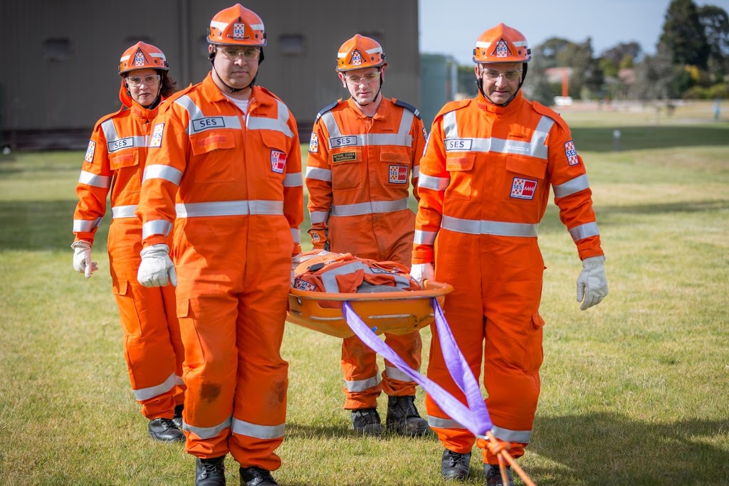 VICSES Craigieburn Unit | 151A Craigieburn Rd, Craigieburn VIC 3064, Australia | Phone: 13 25 00