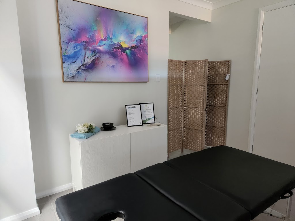 Rachaels massage |  | 19 Bullock St, Austral NSW 2179, Australia | 0421099982 OR +61 421 099 982