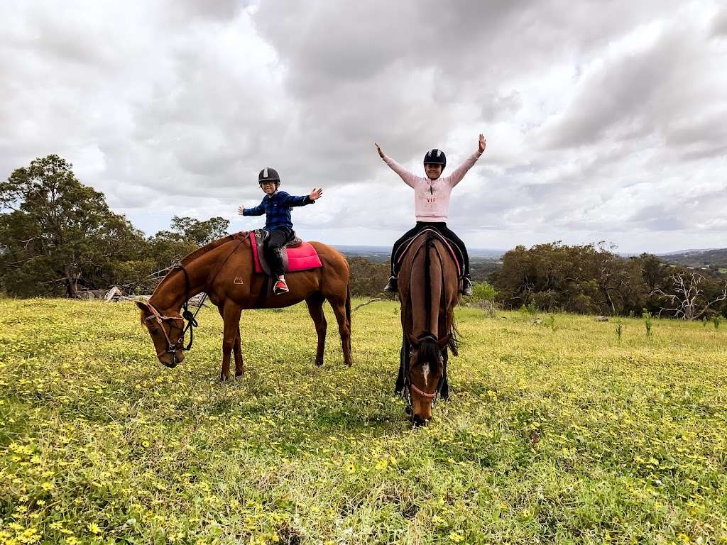 Jarrahdale Equestrian Centre | 162 Jarrahdale Rd, Jarrahdale WA 6124, Australia | Phone: 0427 255 291