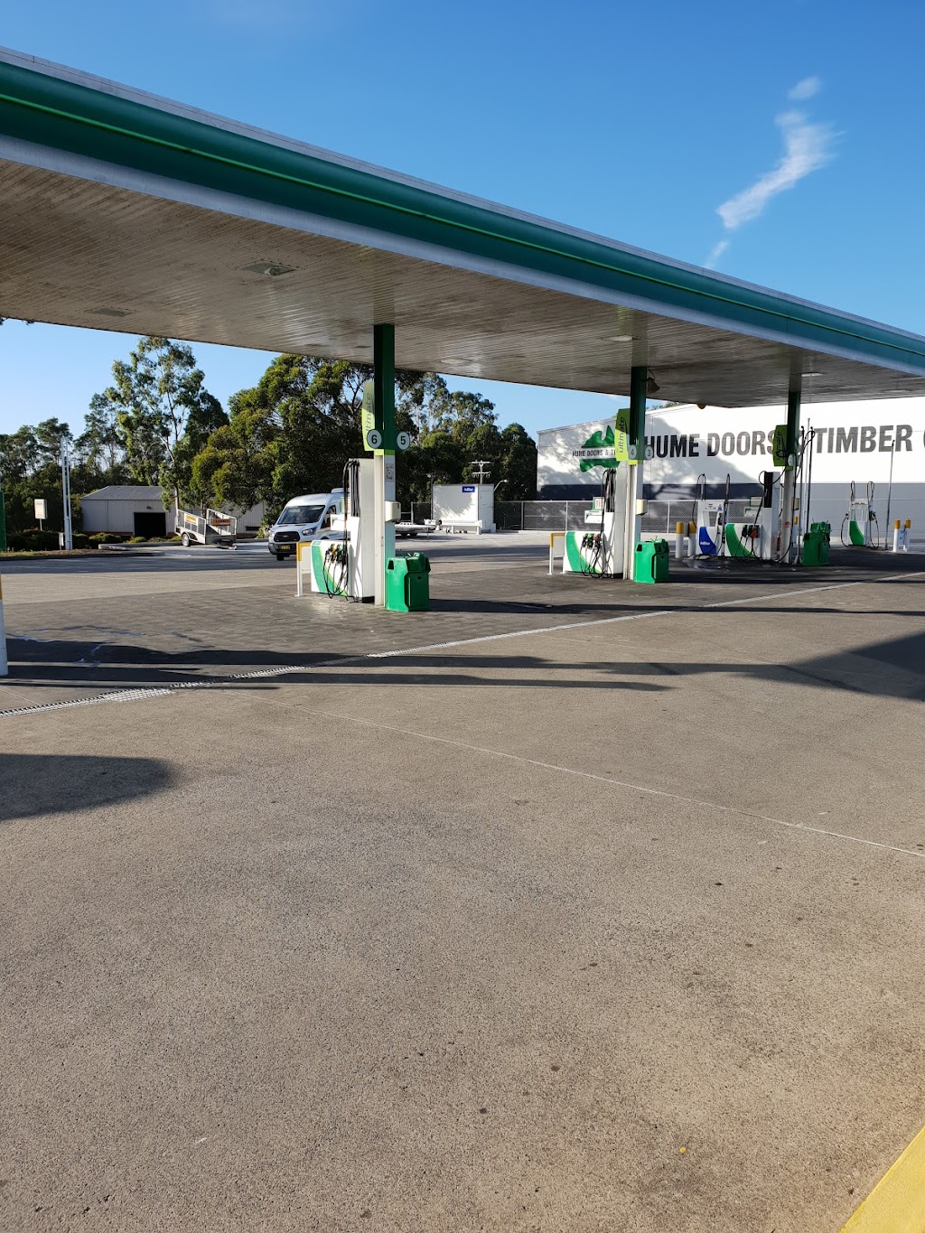 bp Truckstop | gas station | 5 Glenwood Dr, Thornton NSW 2322, Australia | 0240145344 OR +61 2 4014 5344