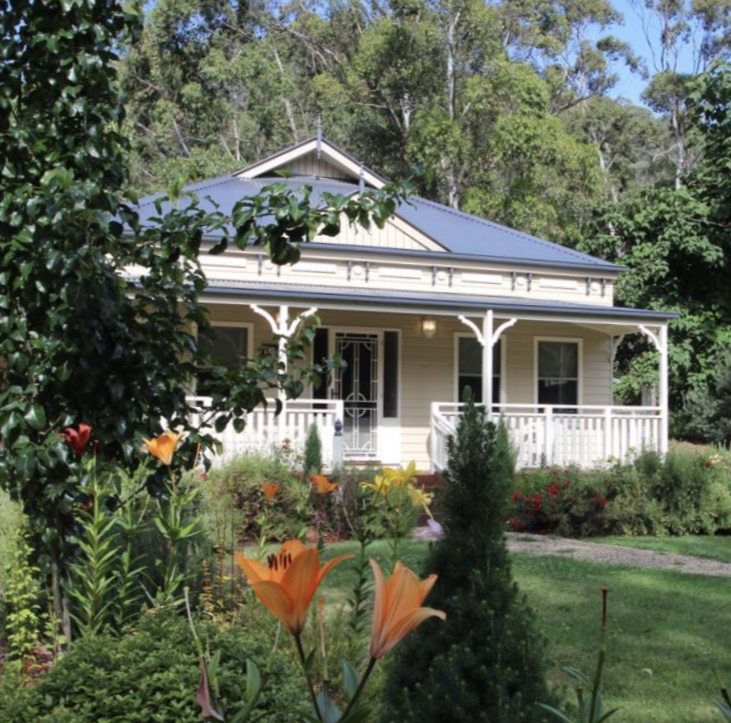 Dieudonne | lodging | 114 Great Alpine Rd, Harrietville VIC 3741, Australia | 0357592555 OR +61 3 5759 2555