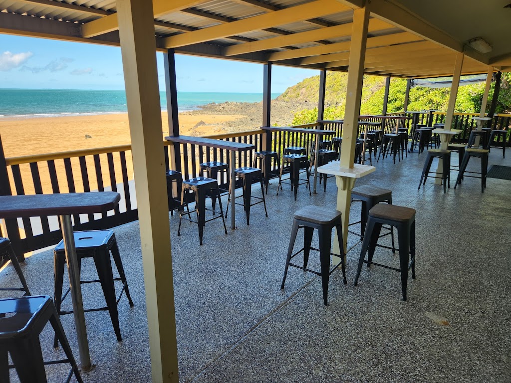 The Clubhouse - Sarina Beach | 2A Owen Jenkins Dr, Sarina Beach QLD 4737, Australia | Phone: 0417 980 289