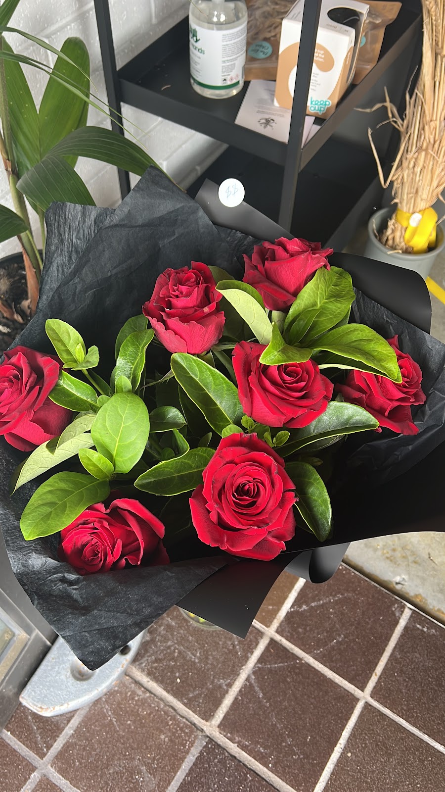 Mishka Flower Cafe | 89 Railway St, Corrimal NSW 2518, Australia | Phone: 0456 679 443