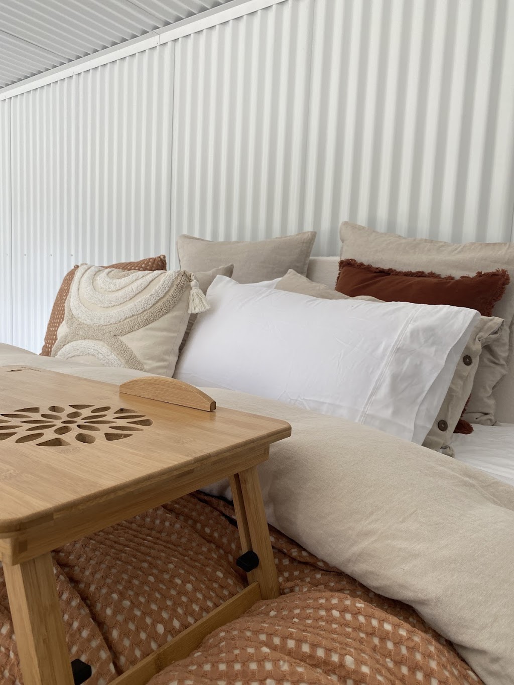 Cutaway Stables BnB | 2492 Old Hume Hwy, Woodlands NSW 2575, Australia | Phone: 0497 836 432