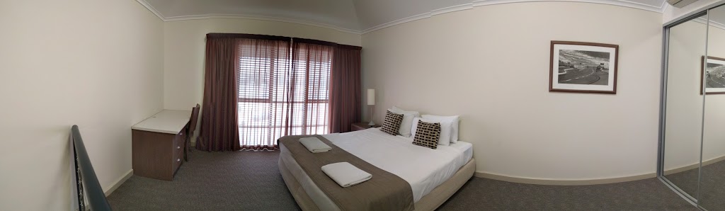 Mantra Geraldton | lodging | 221 Foreshore Dr, Geraldton WA 6530, Australia | 0899561300 OR +61 8 9956 1300