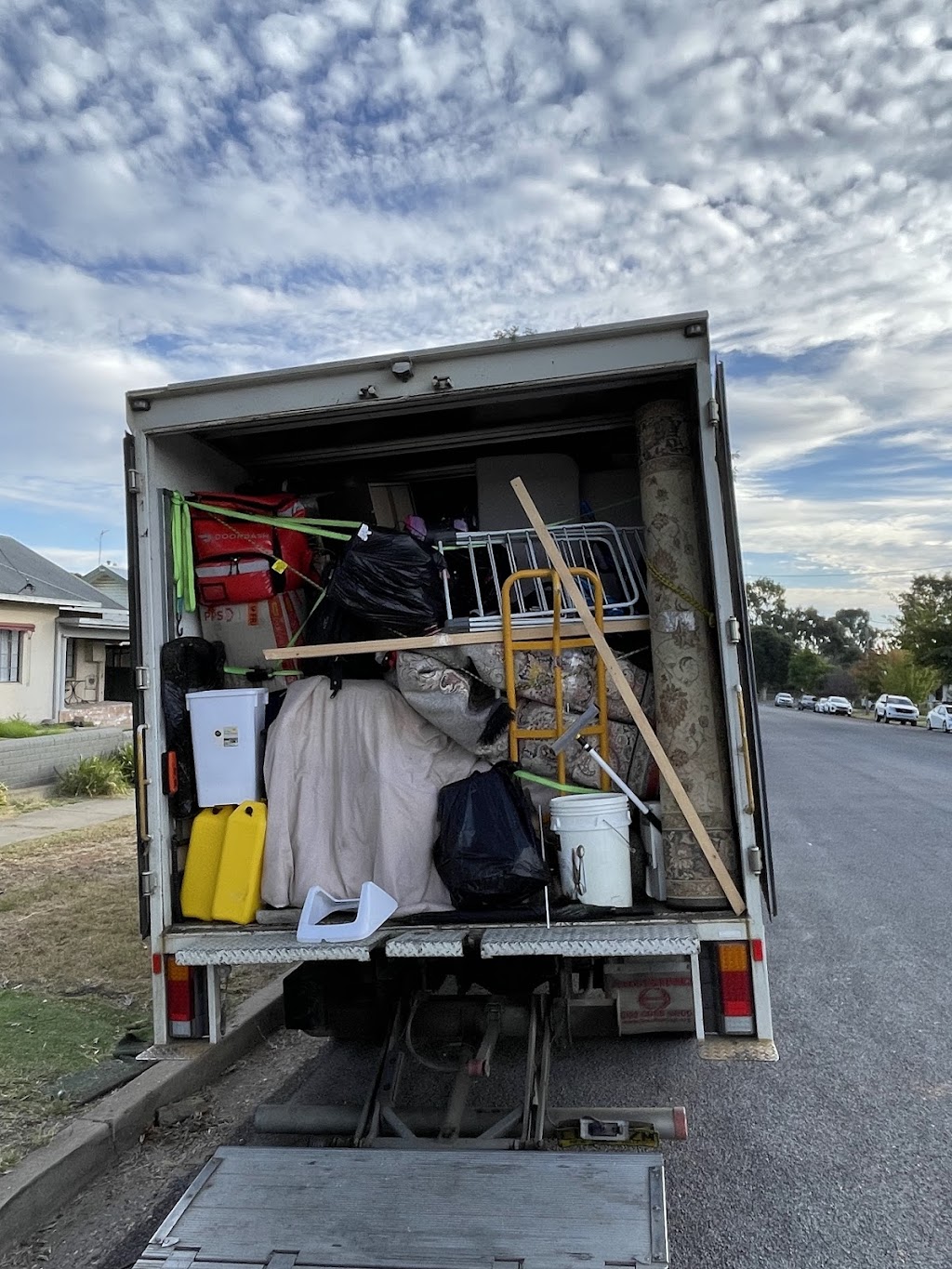 JJ NEPALI REMOVAL | 33-37, Lidcombe NSW 2141, Australia | Phone: 0429 594 408