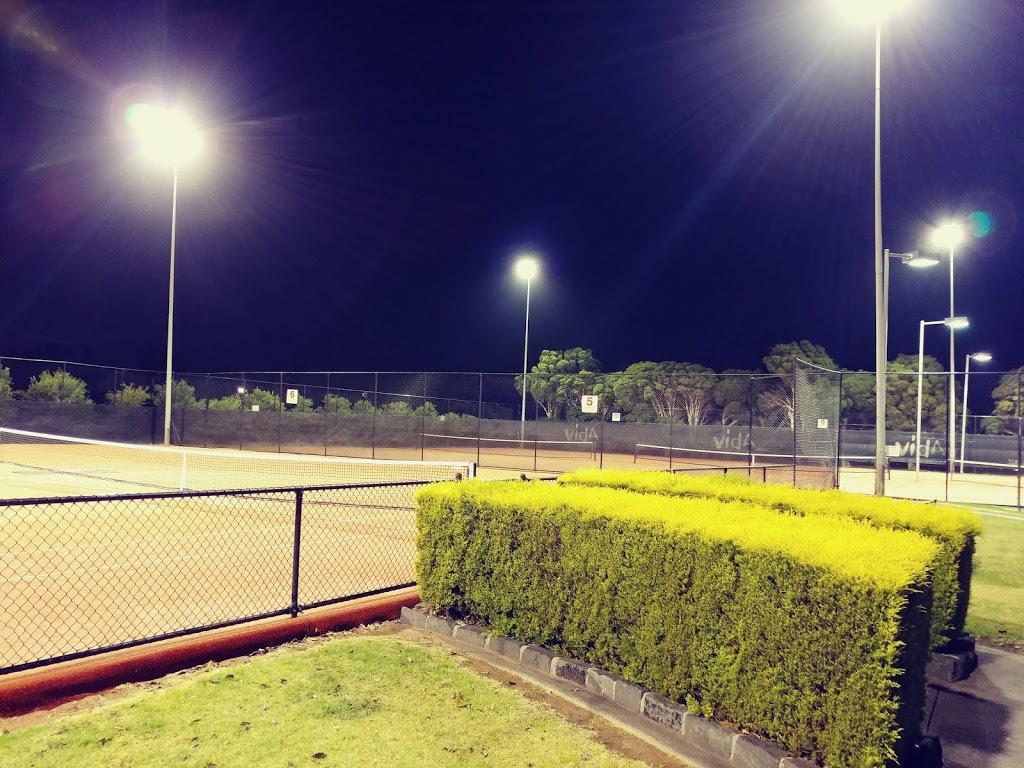 Vida Tennis Essendon Tennis Club | Clifton Reserve, Batman St, Essendon VIC 3040, Australia | Phone: 0422 240 269