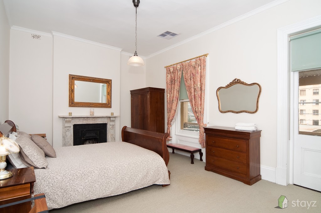 SeaSide Manor | lodging | 15 St Johns Row, Glenelg SA 5045, Australia | 0407410216 OR +61 407 410 216