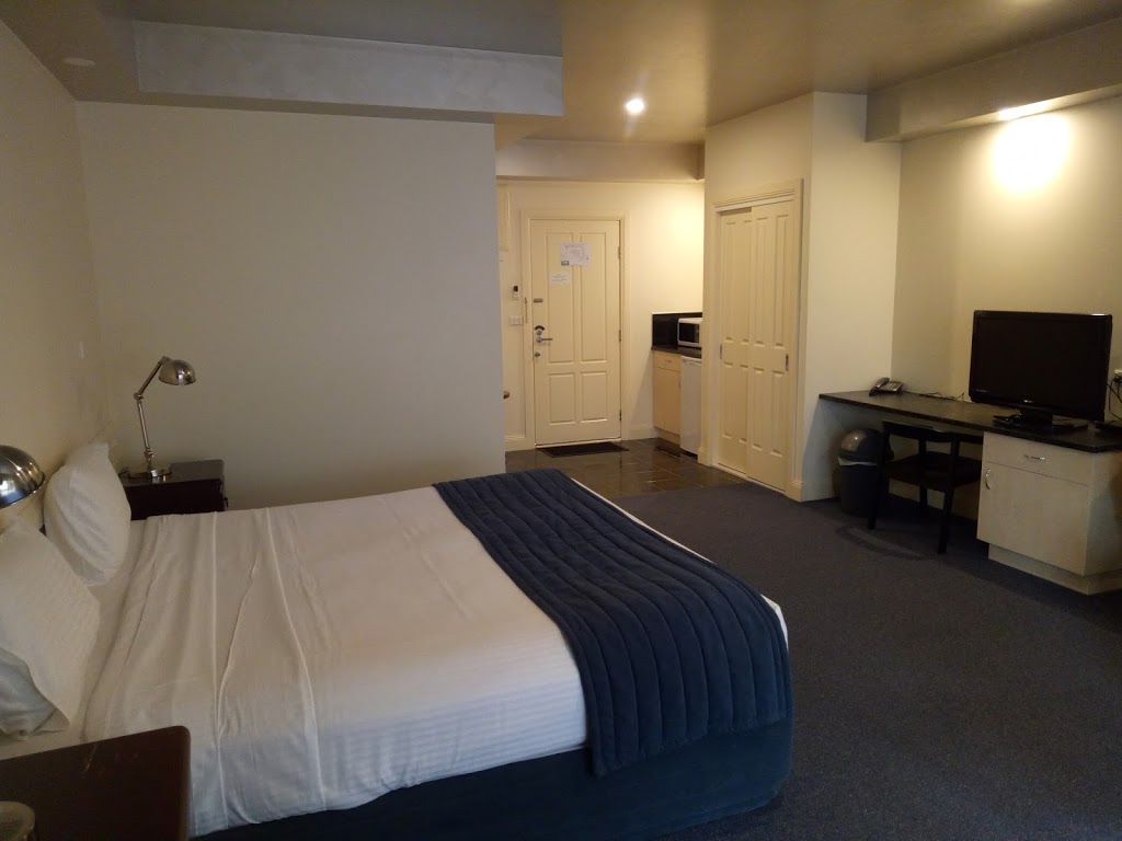 Fairways Resort | lodging | 207 Boneo Rd, Rosebud VIC 3939, Australia | 0359502111 OR +61 3 5950 2111