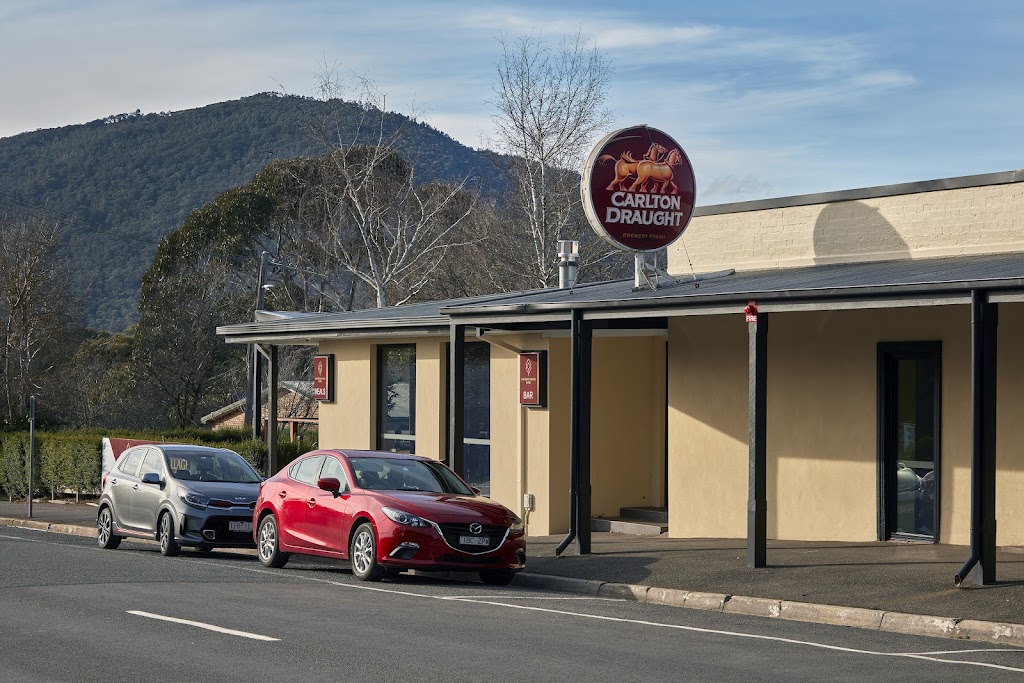 Macedon Village Hotel | 33 Smith St, Macedon VIC 3440, Australia | Phone: (03) 4419 5006