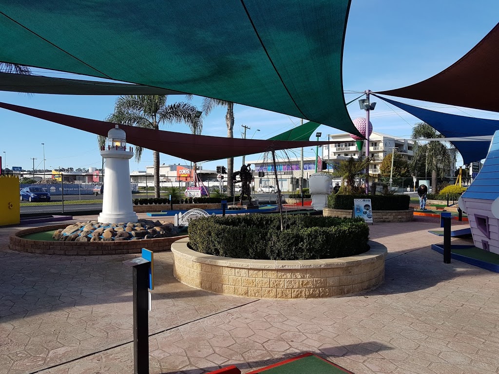 Batemans Bay Mini Golf | 10 Vesper St, Batemans Bay NSW 2536, Australia | Phone: 0477 228 769