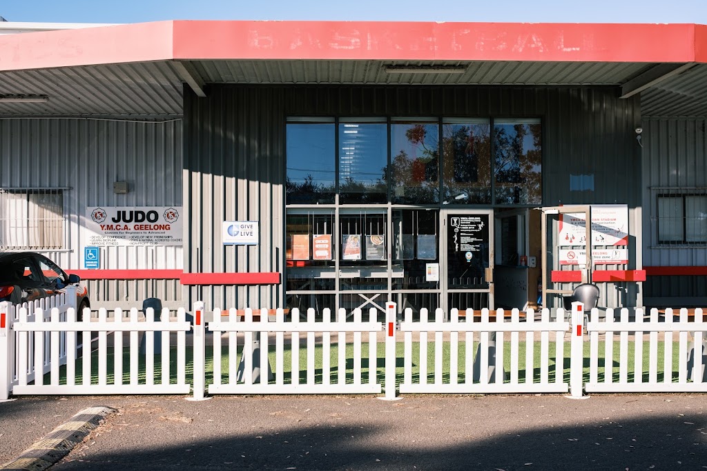 YMCA Geelong Inc. | 25-33 Riversdale Rd, Newtown VIC 3220, Australia | Phone: (03) 5223 2714