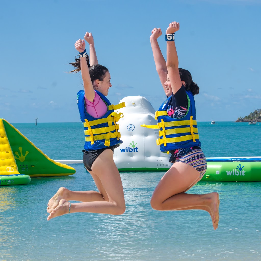 AquaSplash Inflatable Water Park | amusement park | 42 Masons Parade, Gosford NSW 2250, Australia | 0283251705 OR +61 2 8325 1705