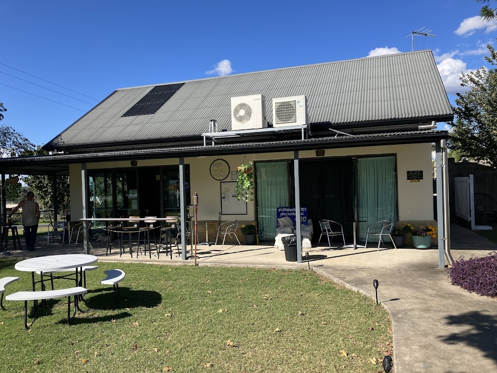 Mjs Cafe and Bar | 2690a Leyburn Cunningham Rd, Pratten QLD 4370, Australia | Phone: (07) 4667 4653
