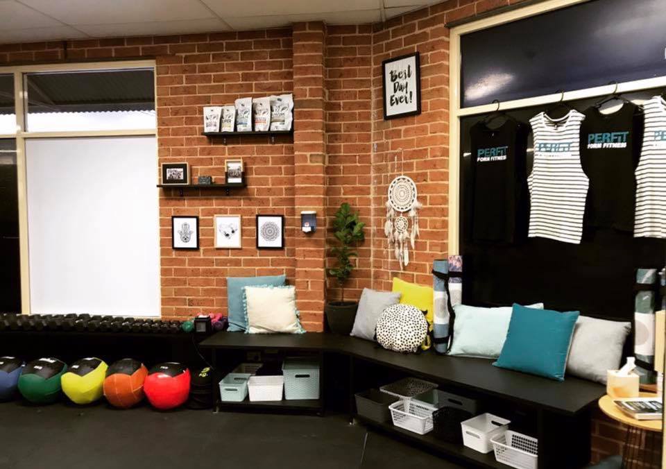 Perfit Form Fitness | Shop 4/190-192 The Entrance Rd, Long Jetty NSW 2261, Australia | Phone: 0415 492 767