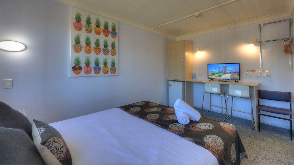 Bay Air Motel | 218 Middle St, Cleveland QLD 4163, Australia | Phone: (07) 3286 2488