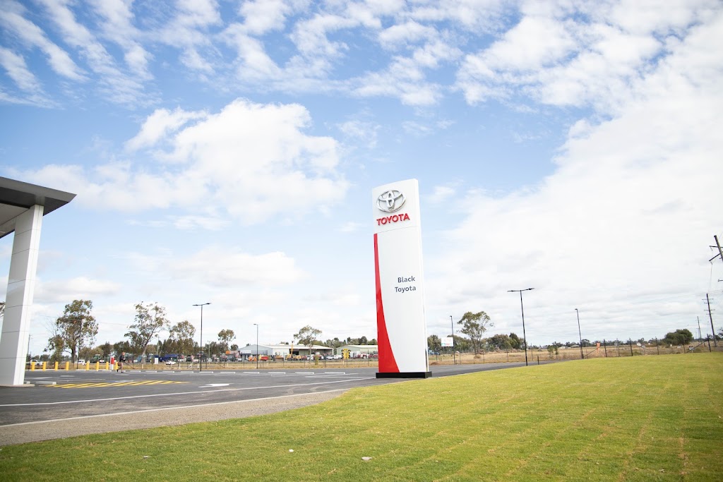 Black Toyota | 1 Commodity Ct, Dalby QLD 4405, Australia | Phone: (07) 4669 9600
