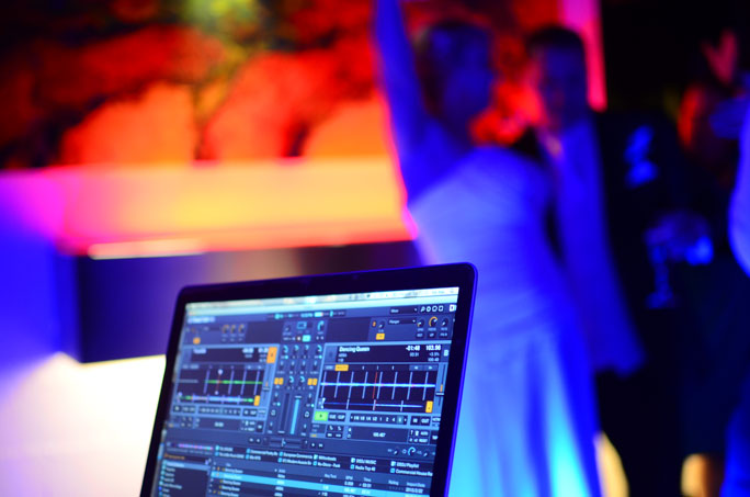 Sydneywide DJs - Mobile Disk Jockeys | 18 Willawa St, Balgowlah Heights NSW 2093, Australia | Phone: 1300 859 233