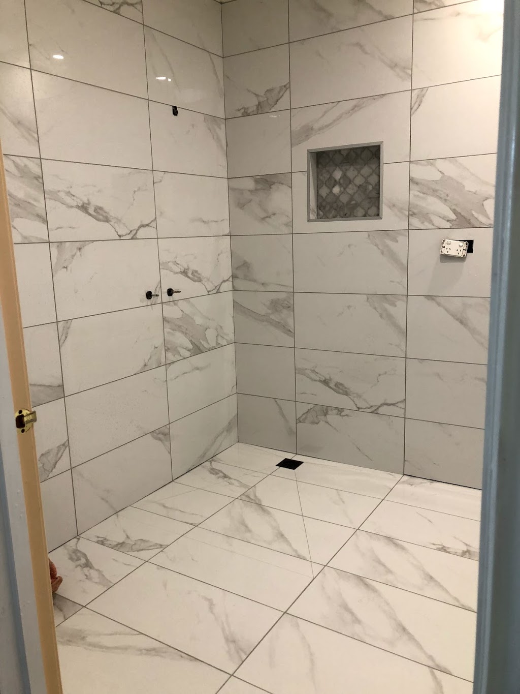 Vic Bathroom Renovation Melbourne | 21 Verdant Ave, Ardeer VIC 3022, Australia | Phone: 0469 332 315