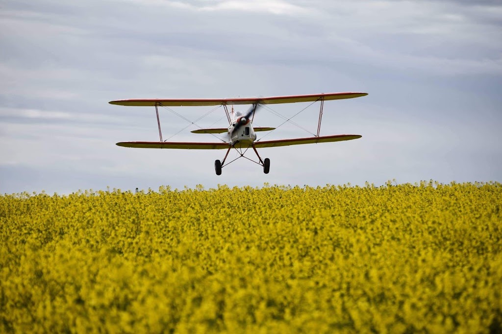 Tiger Moth Tours | 2996 Princes Hwy, Rosedale VIC 3847, Australia | Phone: 0402 937 747