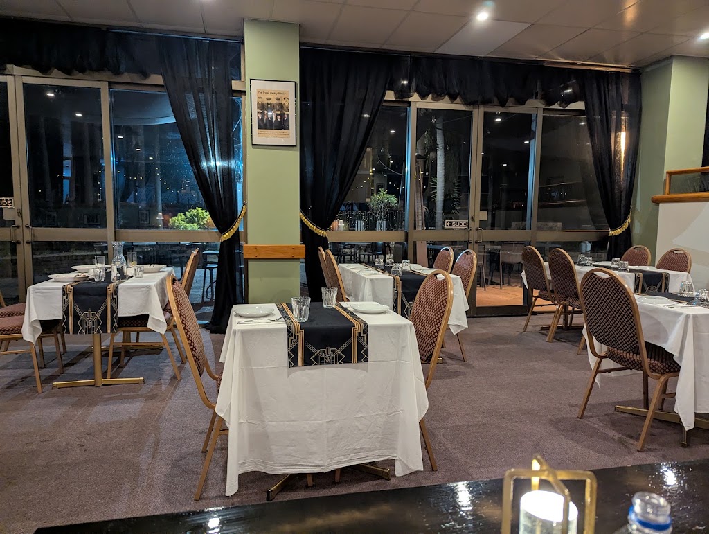Rewind Dine | Rewind Dine Entrance, 44 Maitland Rd, Singleton NSW 2330, Australia | Phone: 0433 883 804