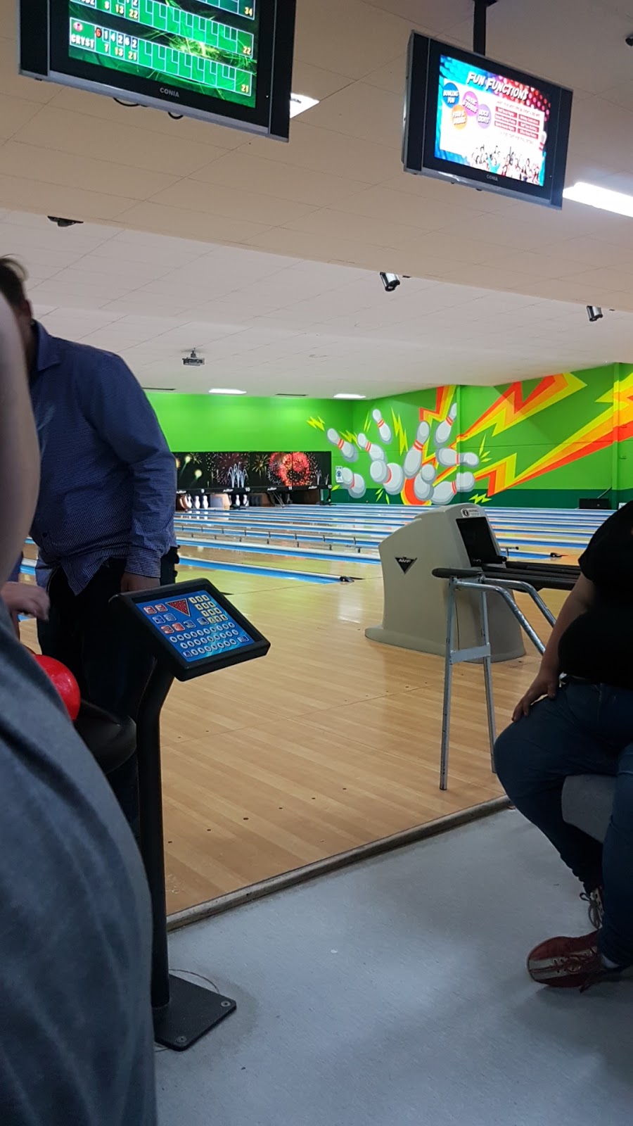Raymond Terrace Ten Pin Bowling | bowling alley | 1 Leisure Way, Raymond Terrace NSW 2324, Australia | 0249877544 OR +61 2 4987 7544