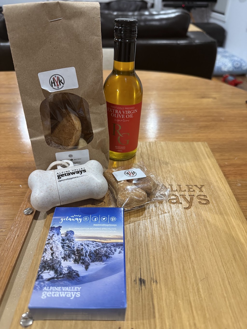 Cranmore Cottage | 8 Mitchells Ln, Wandiligong VIC 3744, Australia | Phone: (03) 5759 2555