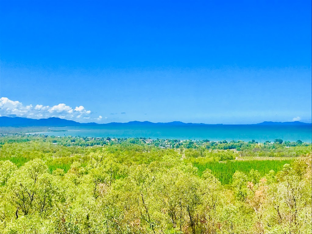 Cardwell Lookout | tourist attraction | Brasenose St, Cardwell QLD 4849, Australia | 0740662412 OR +61 7 4066 2412