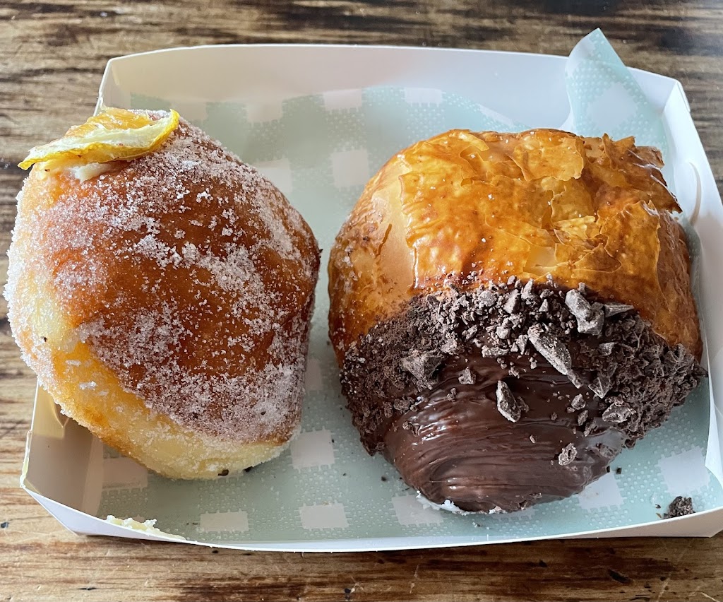 Charlie Bakery Groevdale | 3/122 Burdoo Dr, Grovedale VIC 3216, Australia | Phone: 0432 313 544
