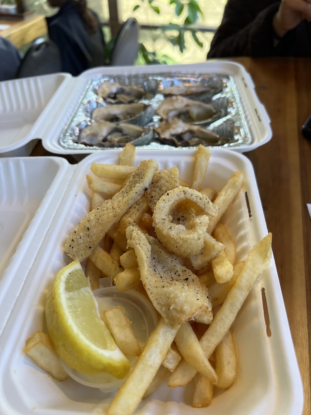 Ceduna Oyster Barn | Lot 20 Eyre Hwy, Ceduna SA 5690, Australia | Phone: 0497 085 549