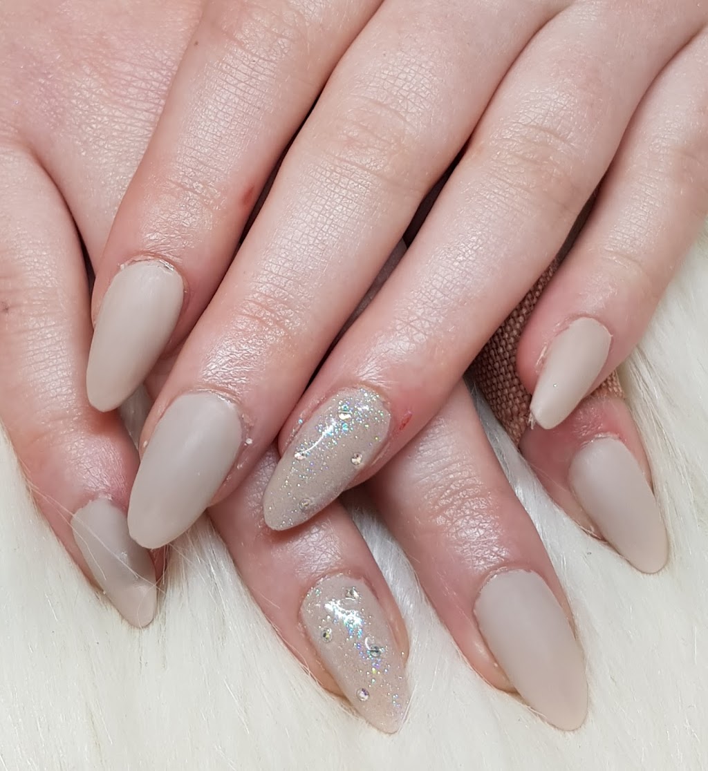 Polish’d Nail Salon | 121 Johnson St, Maffra VIC 3860, Australia | Phone: (03) 5147 2620