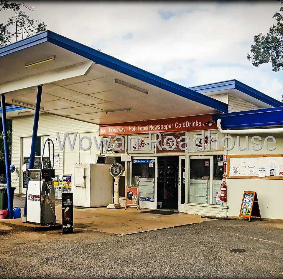 Wowan Roadhouse | gas station | 2 Leichhardt Hwy, Wowan QLD 4702, Australia | 0749371146 OR +61 7 4937 1146