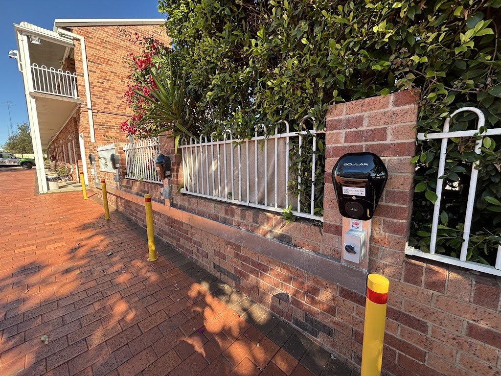 Exploren Charging Station | 22 Morilla St, Lightning Ridge NSW 2834, Australia | Phone: 1300 755 087