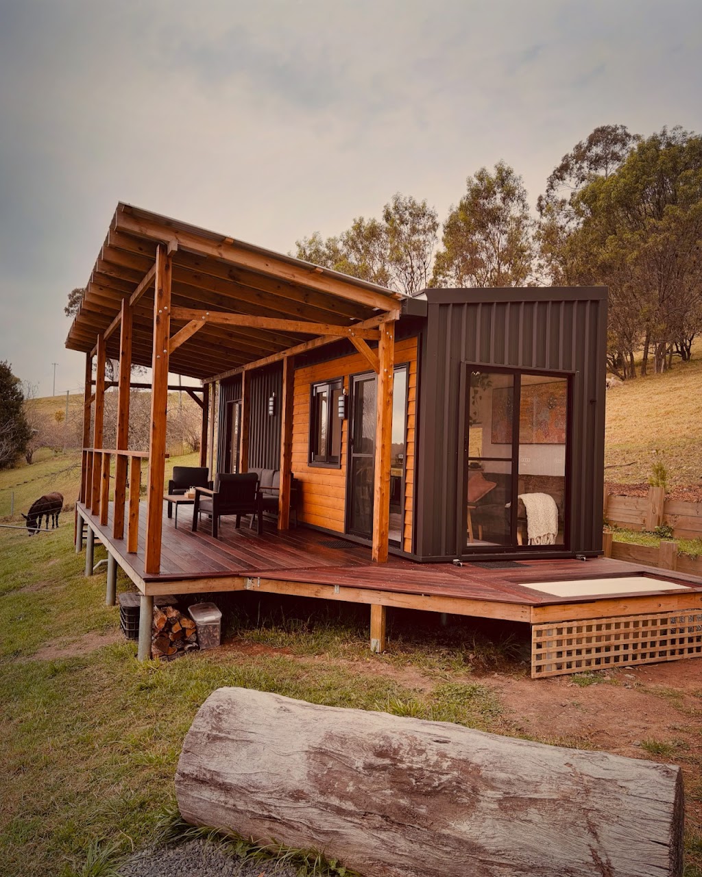 Edenvale Farmstay | 270 Ballantyne Rd, Nethercote NSW 2549, Australia | Phone: 0424 263 440