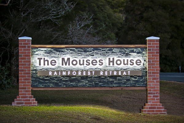 The Mouses House Rainforest Retreat | lodging | 2807 Springbrook Rd, Springbrook QLD 4213, Australia | 0755335192 OR +61 7 5533 5192