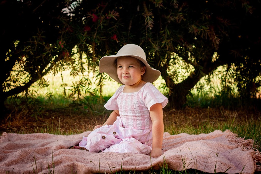 Steph Neubeck Photography | Sunny Corner Rd, Portland NSW 2847, Australia | Phone: 0479 177 551