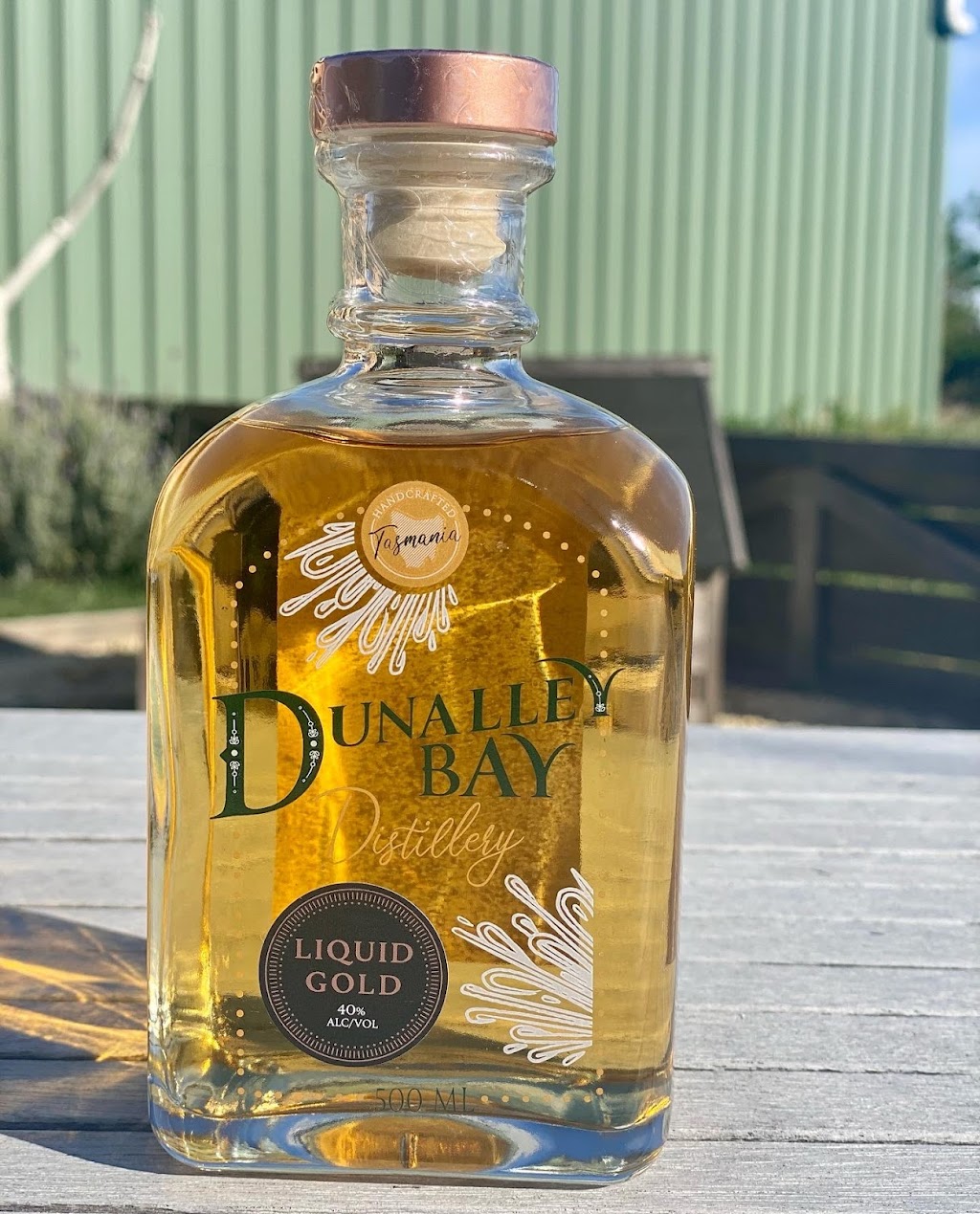 Dunalley Bay Distillery Tasting Hut | 3530 Arthur Hwy, Murdunna TAS 7178, Australia | Phone: 0412 464 464