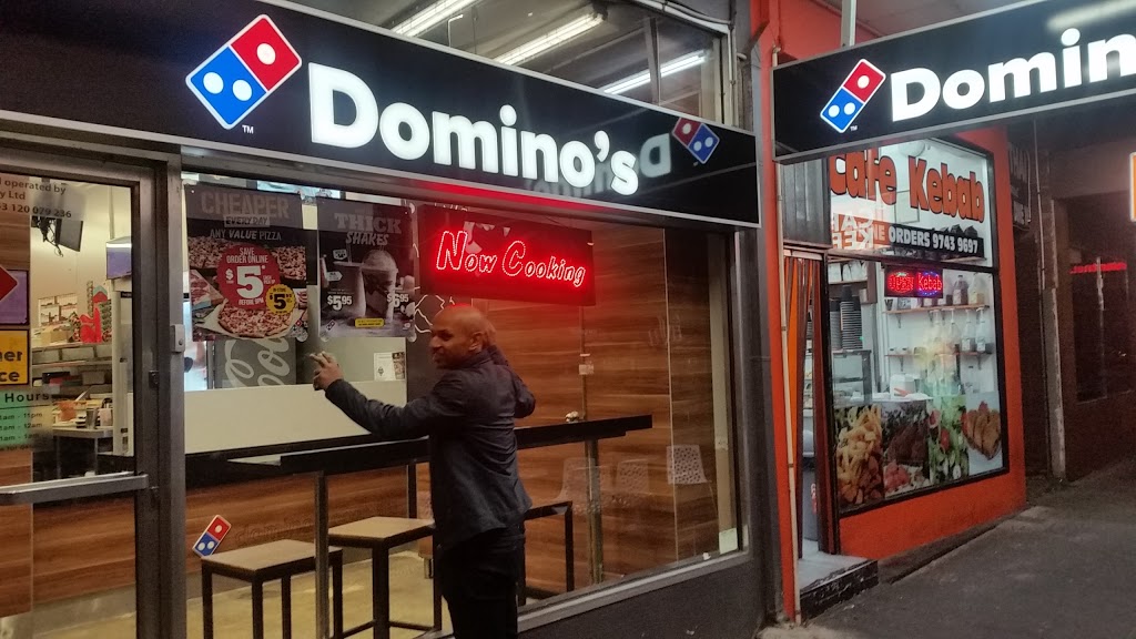 Dominos Pizza Melton | 298 High St, Melton VIC 3337, Australia | Phone: (03) 8099 7320