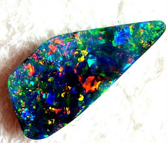 Cooper Opals | Humeburn QLD 4490, Australia | Phone: (07) 4655 4133