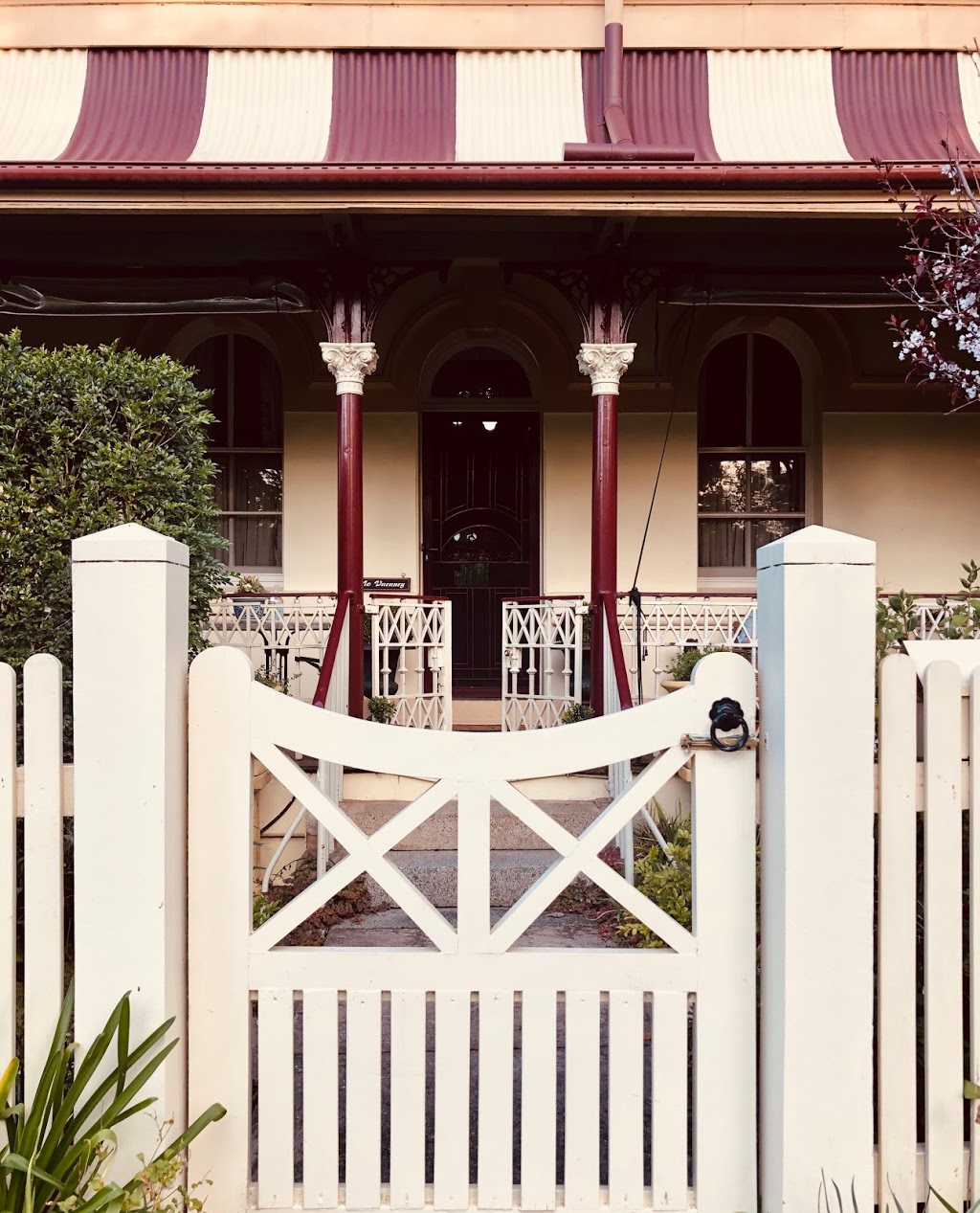 Post & Telegraph Boutique Bed and Breakfast | lodging | 52 Campbell St, Moruya NSW 2537, Australia | 0408477563 OR +61 408 477 563