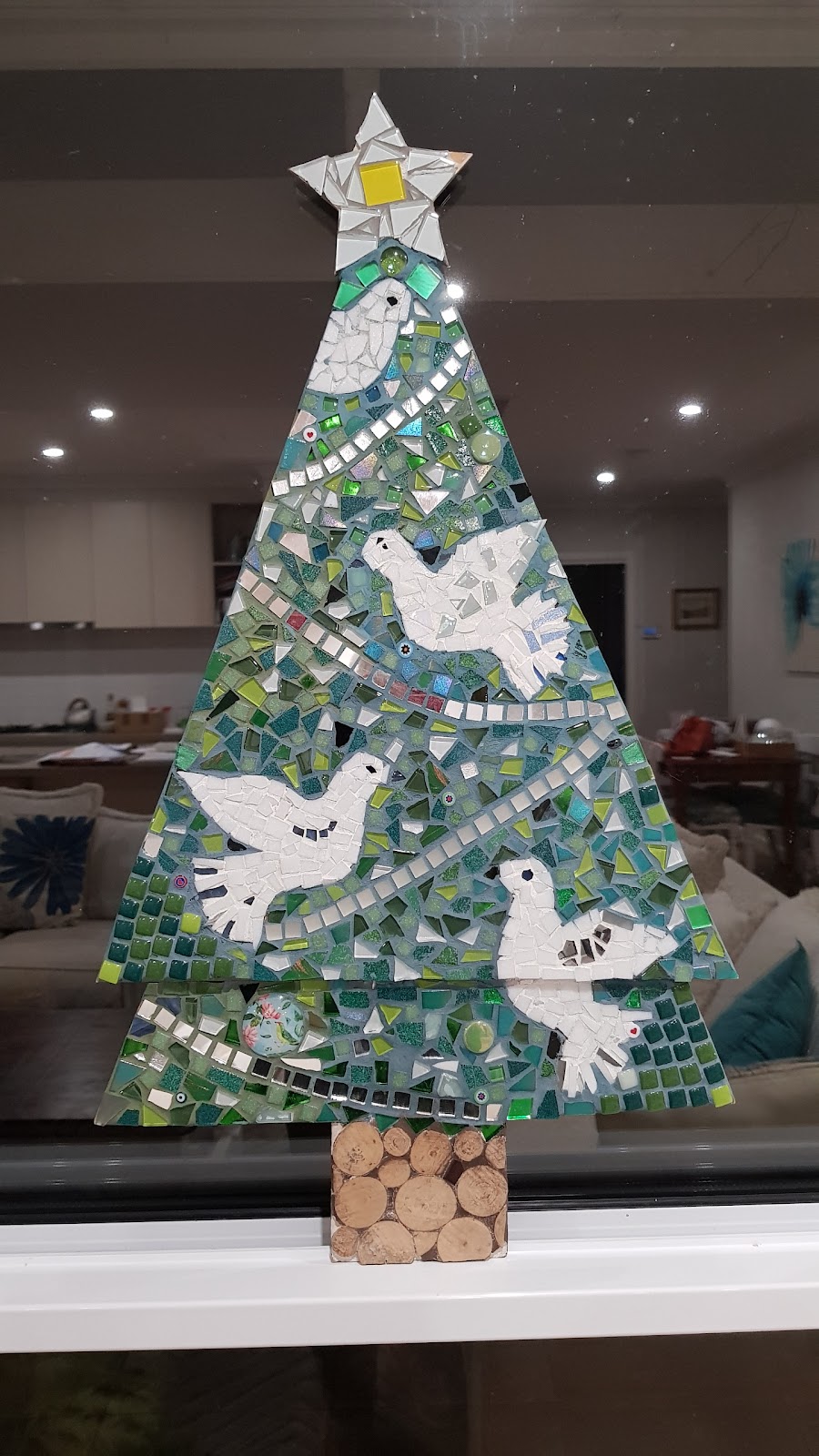 Cutting EDGE Mosaics | Warrenlee Dr, West Albury NSW 2640, Australia | Phone: 0419 015 529