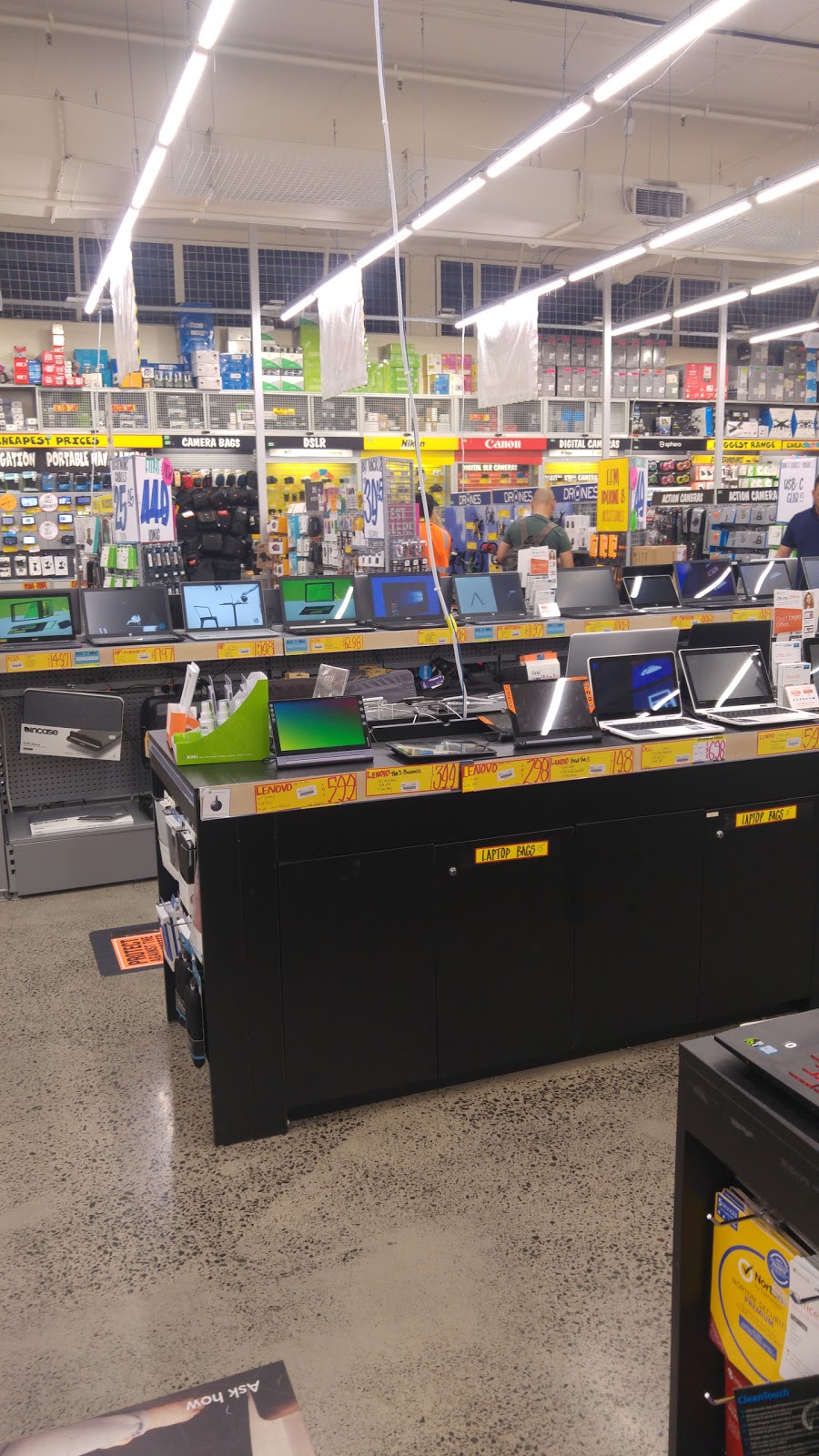 JB Hi-Fi Homebush HOME | electronics store | Homebush Direct Factory Outlet, 3-5 Underwood Rd, Homebush NSW 2140, Australia | 0285758300 OR +61 2 8575 8300